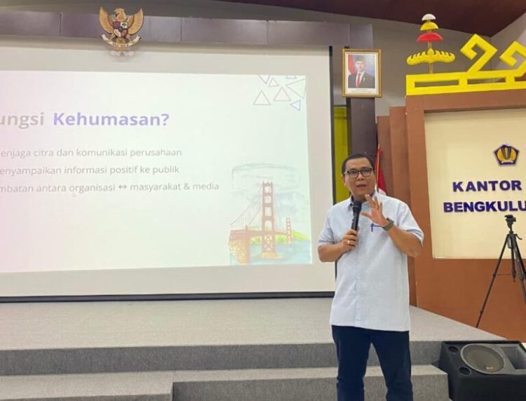 Humas DJP Bengkulu-Lampung Dibekali Pelatihan Teknik Penulisan Berita dan Artikel