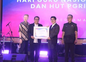 Guru Masa Depan