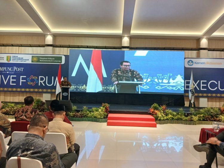Pemimpin Perusahaan Lampung Post, Iskandar Zulkarnain